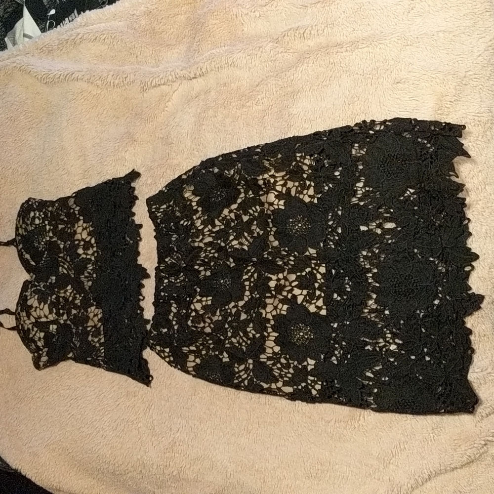 Tank and skirt set - Picture 1 of 3